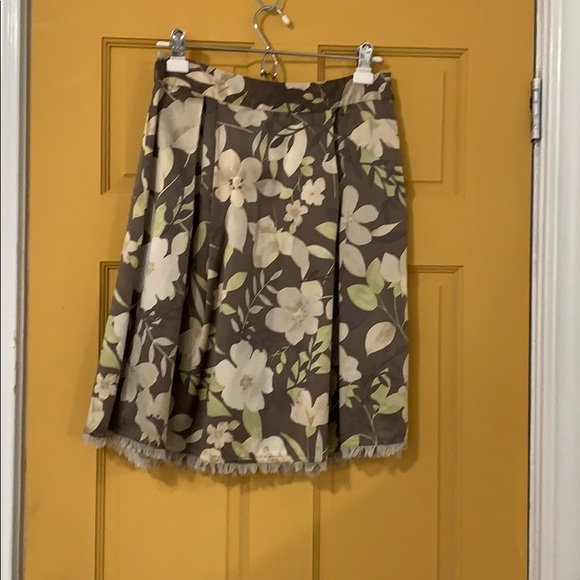 Banana Republic Silk Skirt - Picture 1 of 2